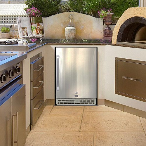 8 Good & Affordable Outdoor Refrigerators (Under $1,000)